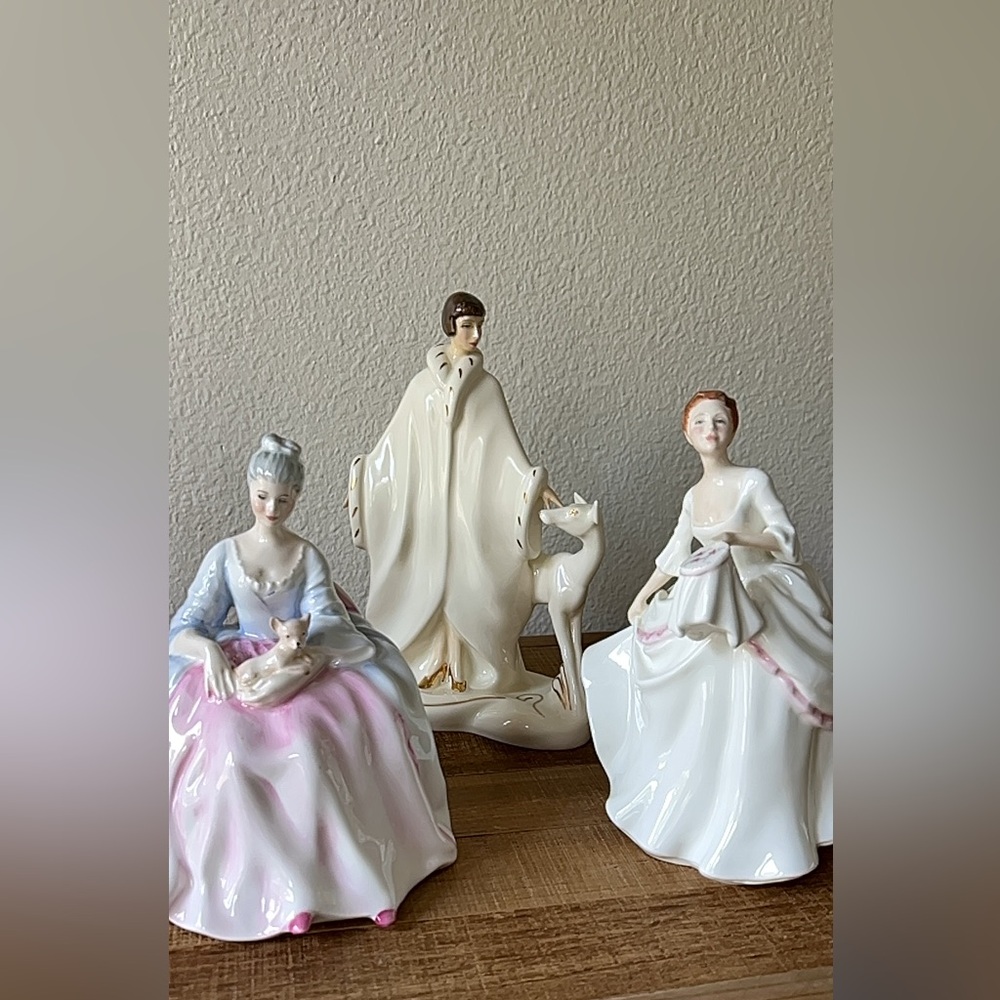 Royal Doulton Dolls - Picture 10 of 13
